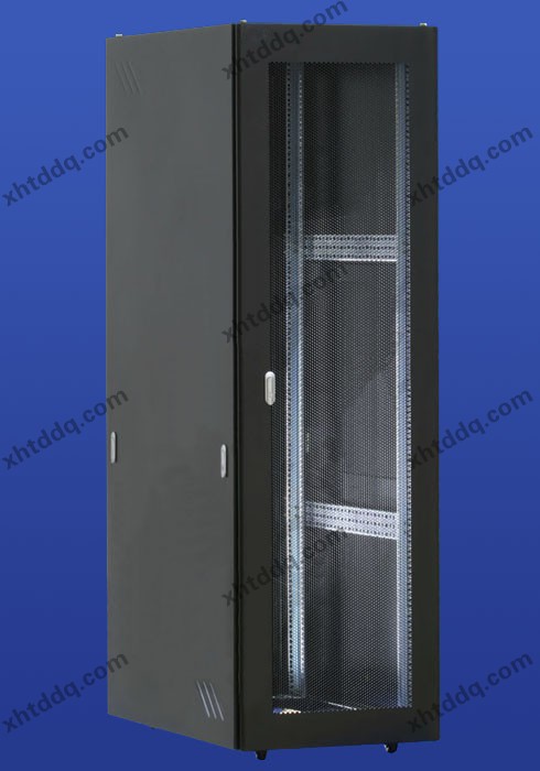 點(diǎn)擊查看商品:機(jī)柜